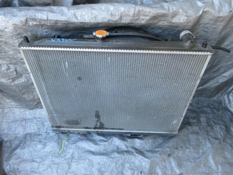 Радиатор основной Мицубиси Паджеро в Беслане 123512