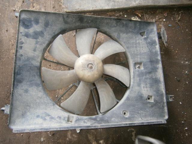 Диффузор радиатора Хонда Джаз в Беслане 24051
