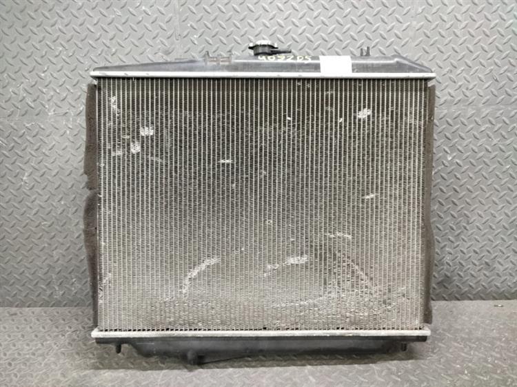 Радиатор основной Исузу Бигхорн в Беслане 409205