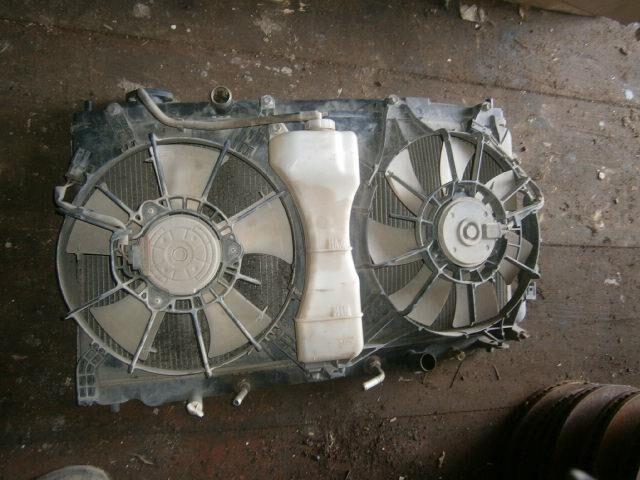 Диффузор радиатора Хонда Джаз в Беслане 5562